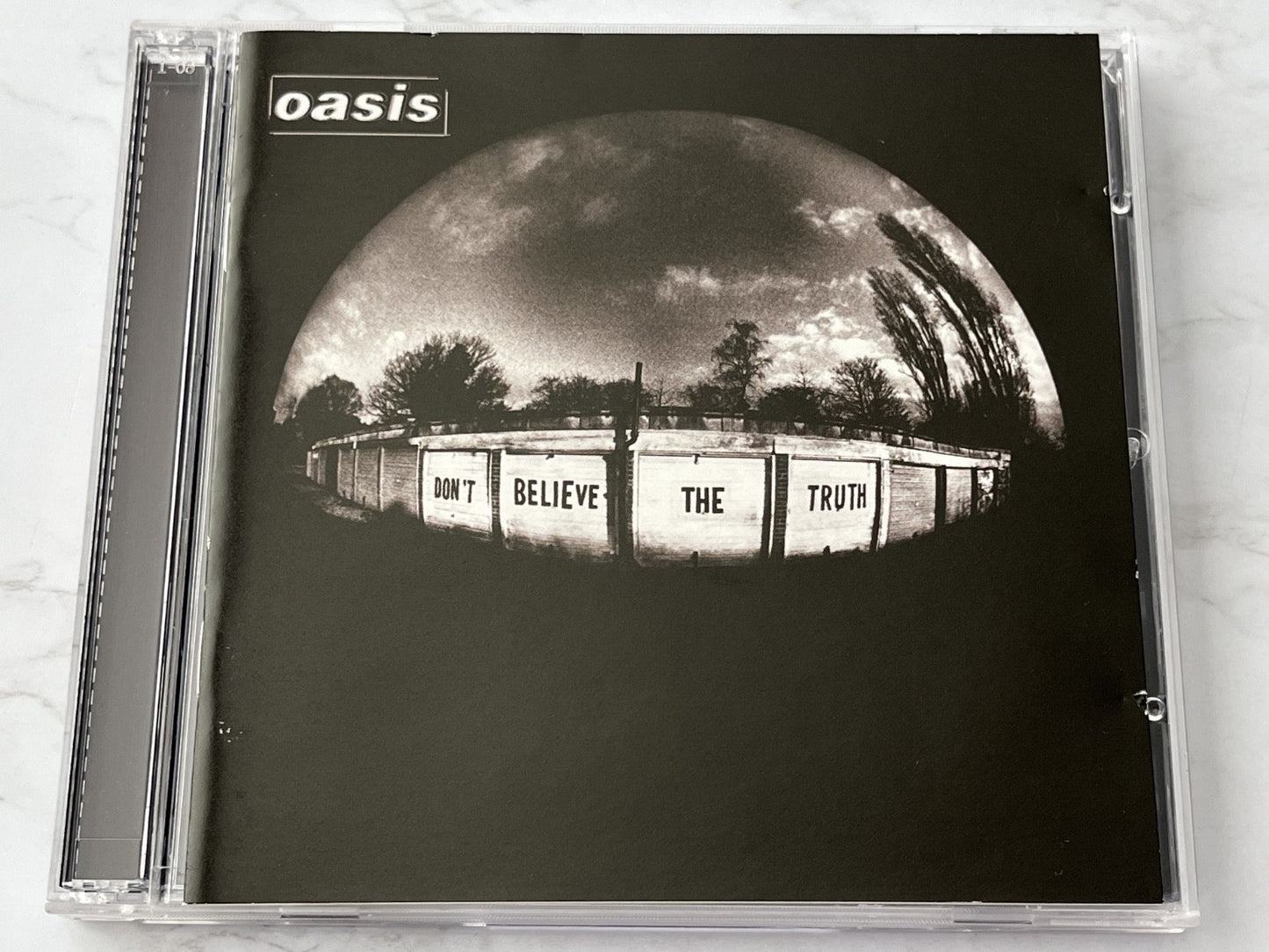 Oasis – Don't Believe The Truth (2005)