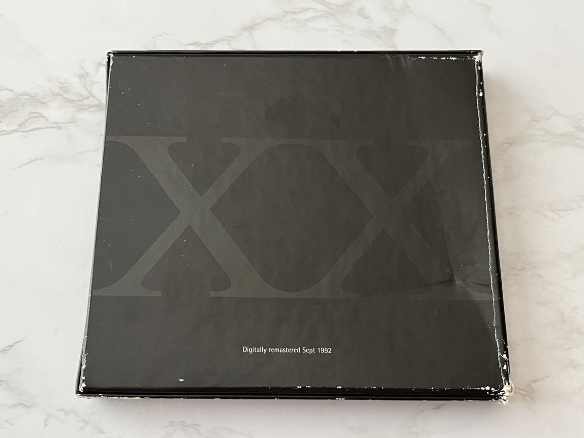 Pink Floyd – Dark Side Of The Moon (Box Set) (1993) [UK PRESS]