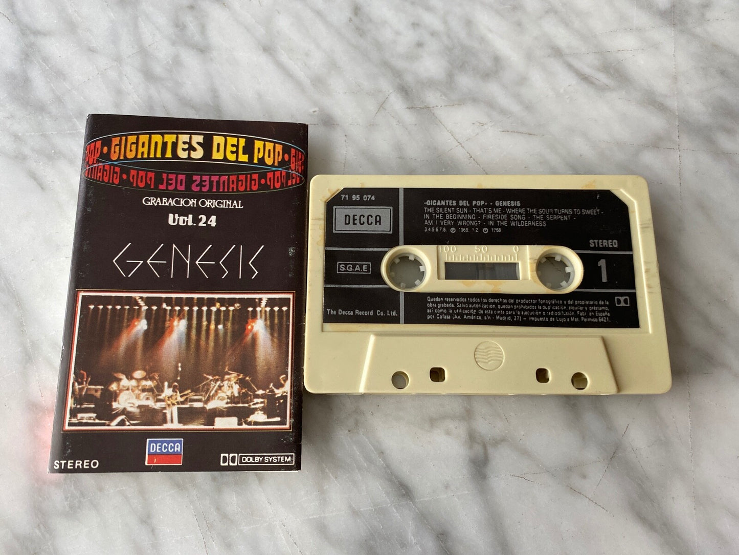 Genesis – Gigantes Del Pop Vol 24 (1981)