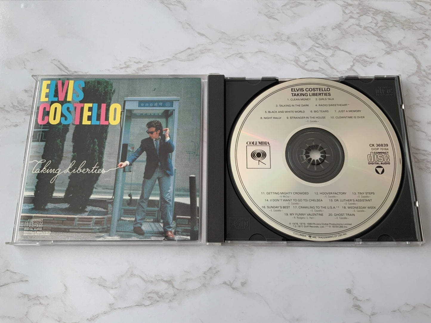 Elvis Costello – Taking Liberties [DADC PRESS]