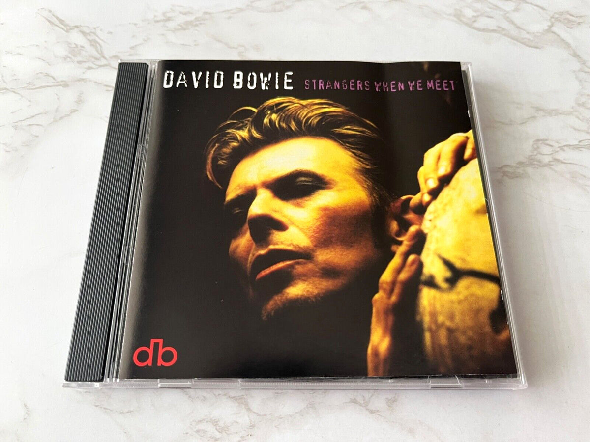 David Bowie – Strangers When We Meet (1995)