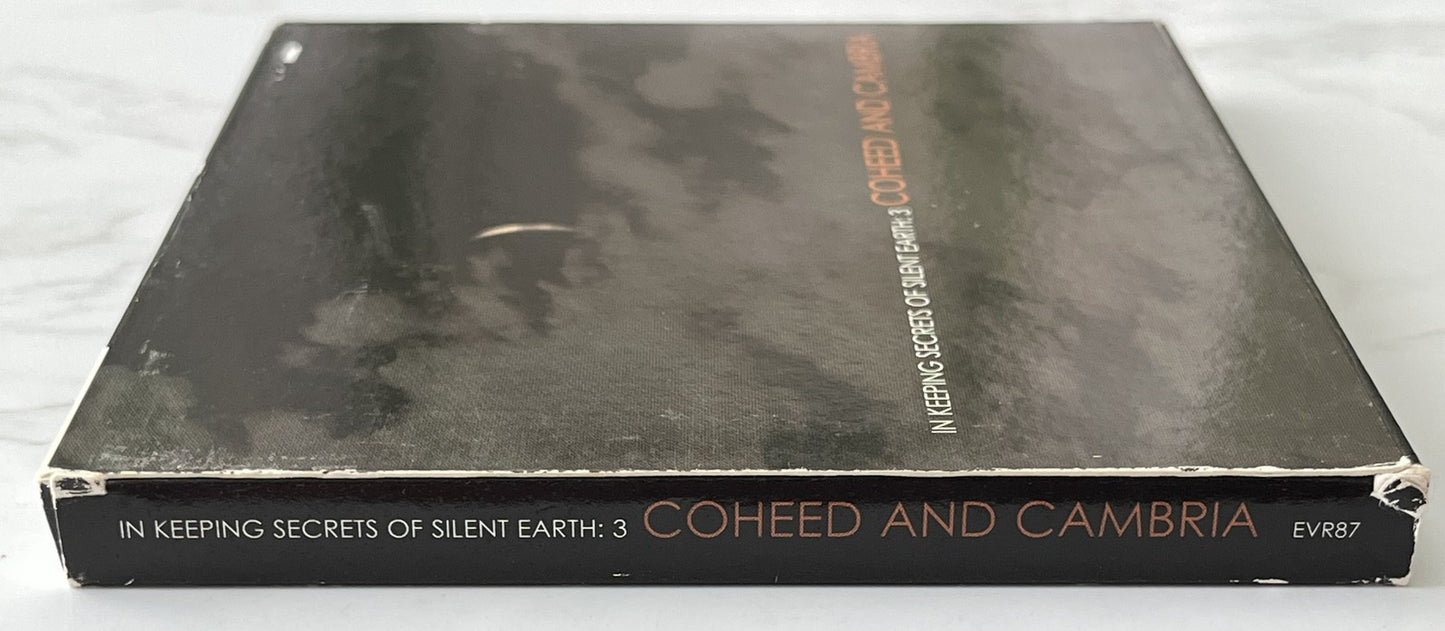 Coheed and Cambria – In Keeping Secrets Of Silent Earth (CD/DVD) (2003)