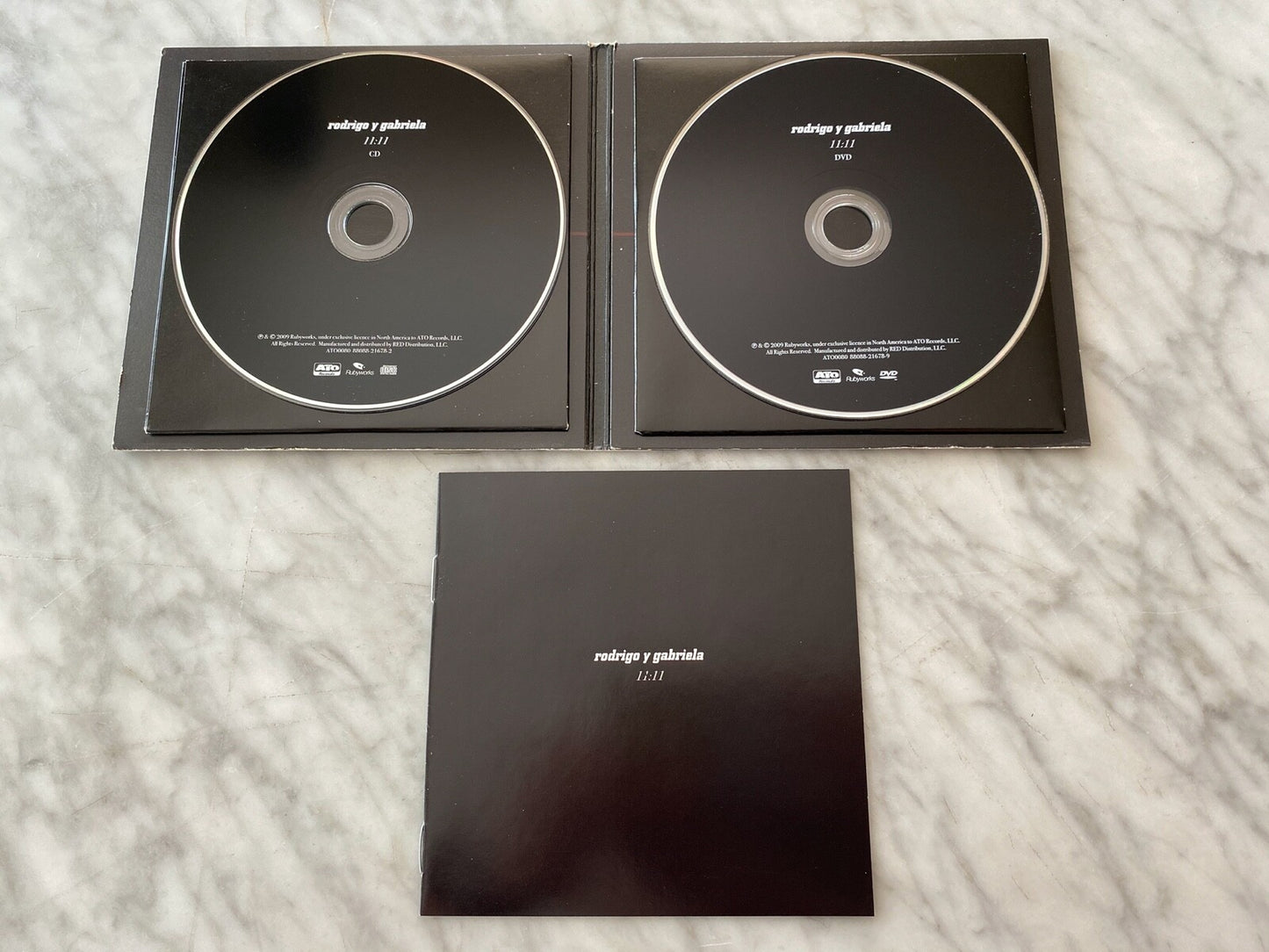 Rodrigo Y Gabriela – 11:11 (Digipak, CD/DVD) (2009) [ORIGINAL USA PRESS]