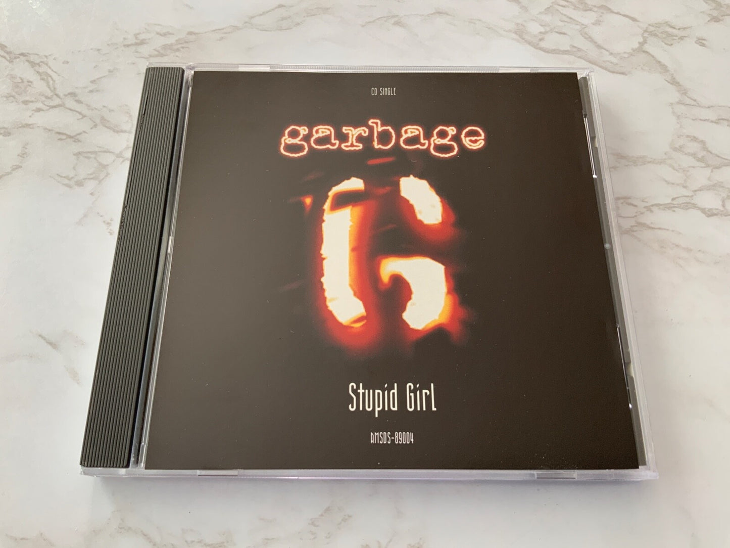 Garbage – Stupid Girl (1996)
